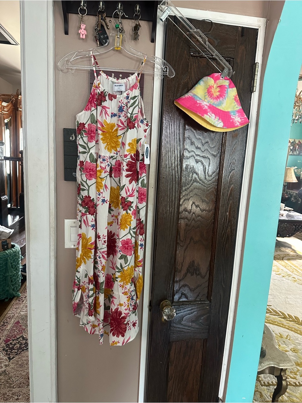 Old Navy White Floral Maxi Dress with Pink and Yellow Blooms plus a hat NWT